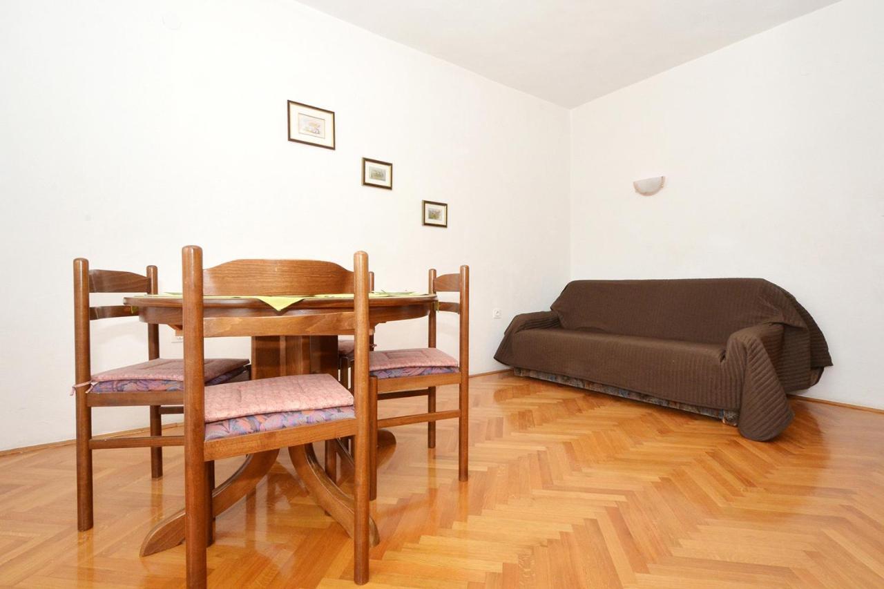 Apartments With A Parking Space Arbanija, Ciovo - 5228 Trogir Exterior photo
