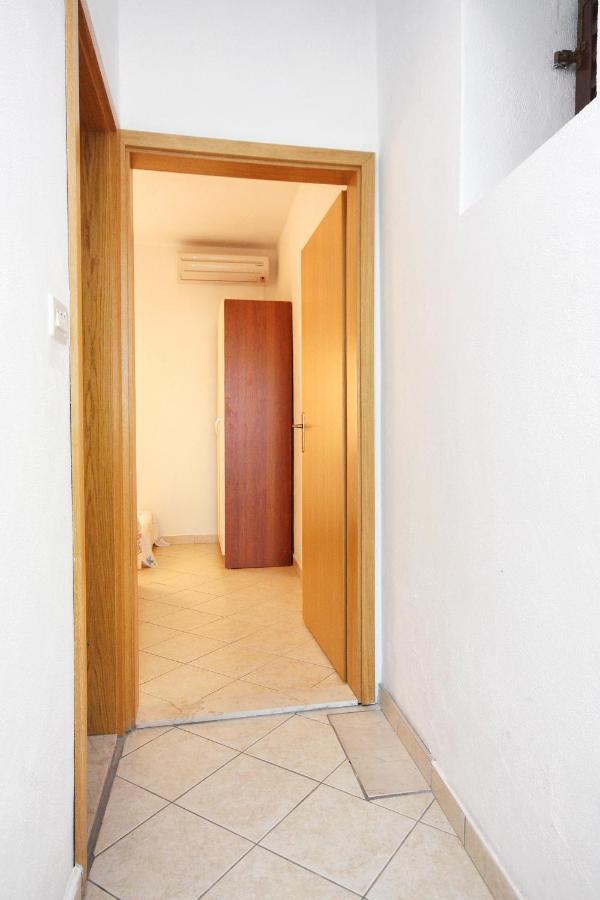 Apartments With A Parking Space Arbanija, Ciovo - 5228 Trogir Exterior photo