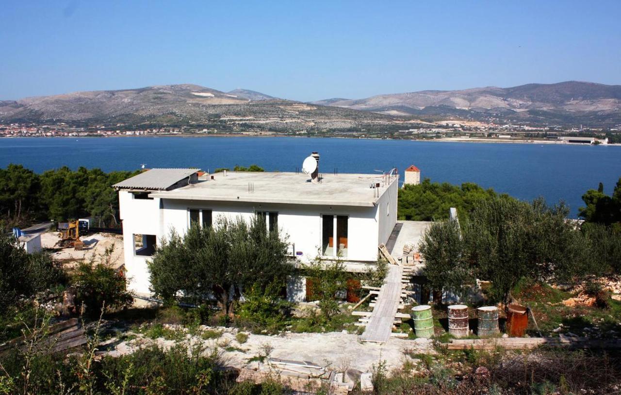 Apartments With A Parking Space Arbanija, Ciovo - 5228 Trogir Exterior photo